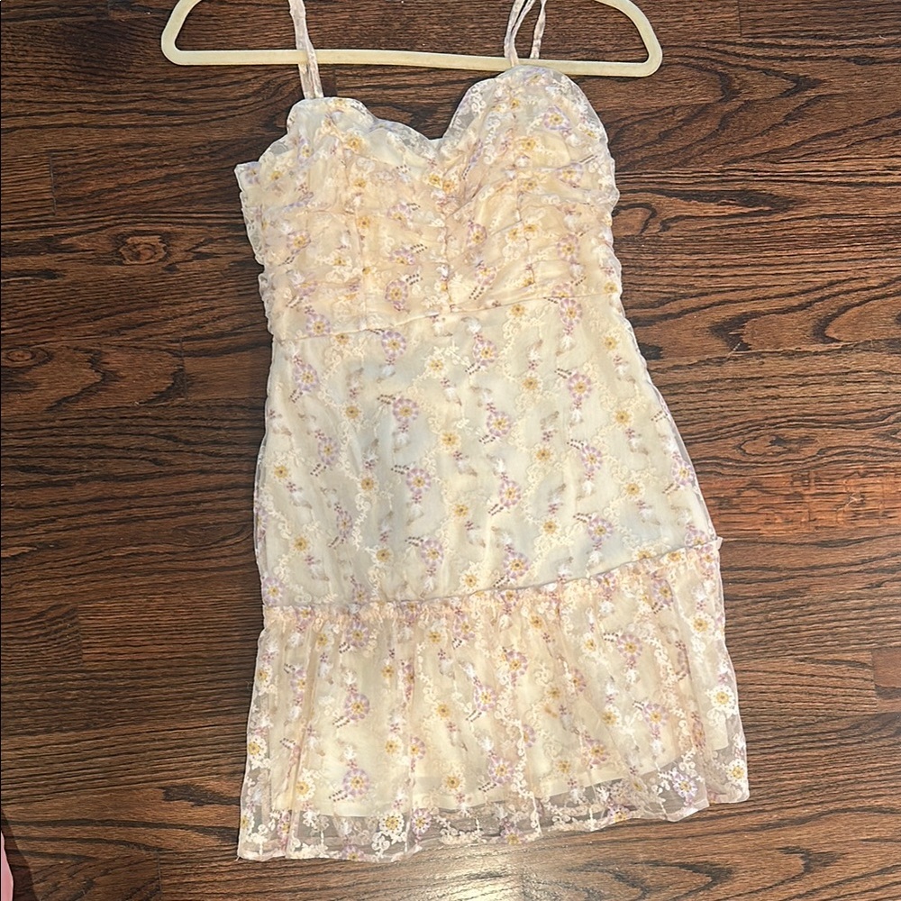 Floral Ruffled Dress - Picture 2 of 5